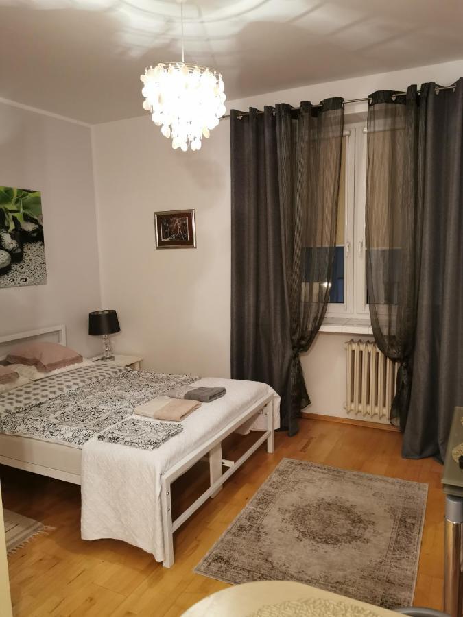 Klimatyczna Kawalerka W Centrum Warszawy Varsovie Extérieur photo
